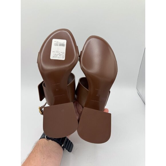 Burberry brown monogram-motif TB leather sandals - Picture 9 of 11
